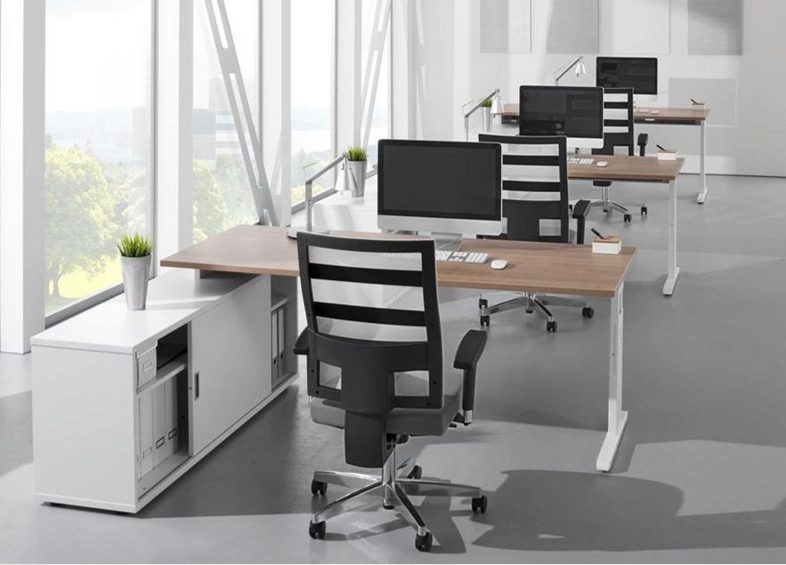 Bürosideboard mit Auflagenschreibtisch