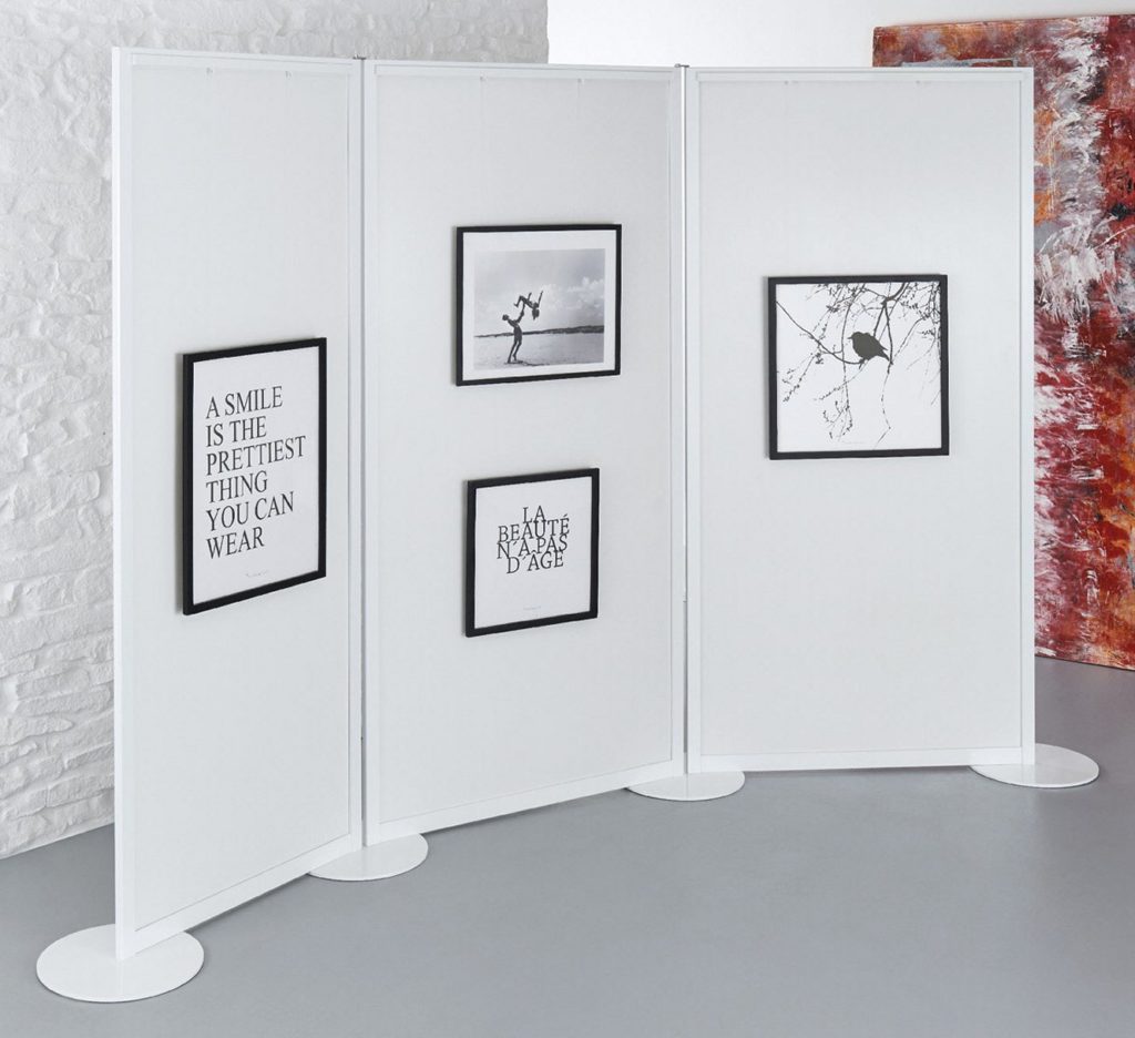 Galerie-Stellwand Bilderrahmen aufhängen | Stilnet Büromöbel