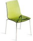 stapelbarer Stuhl mit transparenter, grüner Sitzfläche